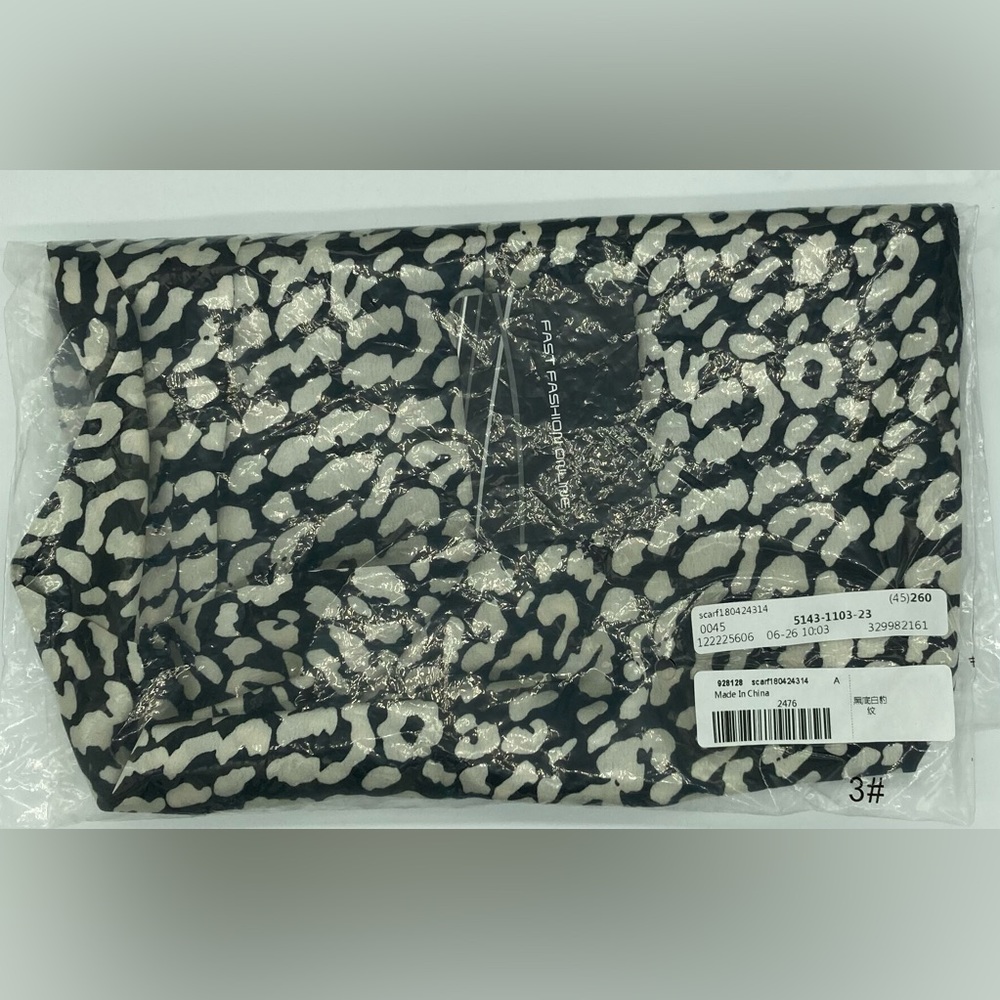 Fast Fashion Online - Scarf